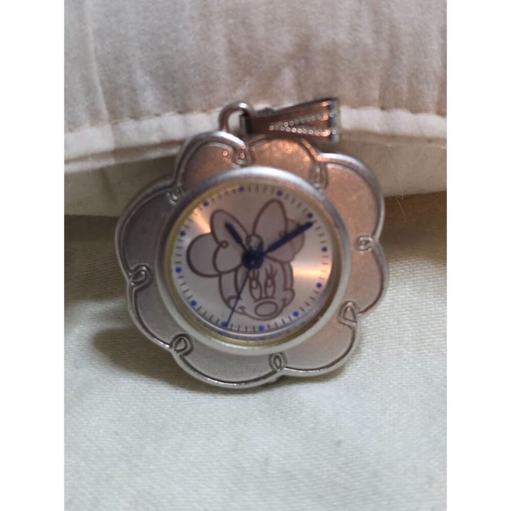 Vintage Disney Minnie Mouse Pendant Watch Silver Tone Flower Scalloped Pocket